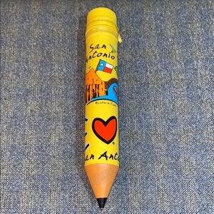 Classic 80s/90s vinyl  San Antonio Souvenir Pencil Case x 4 VTG pencils. 10 in.